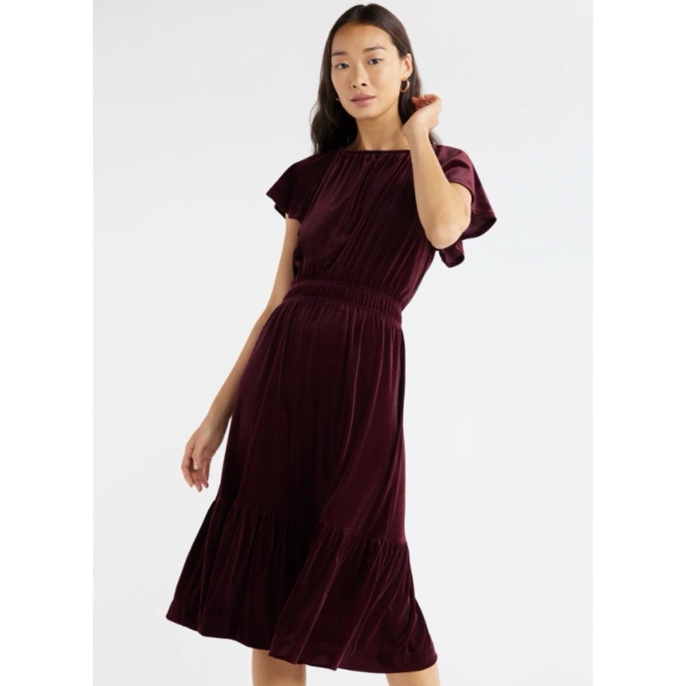 Time and Tru Burgundy Midi Dress